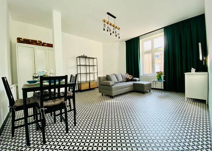 Angel Apartment Taczaka